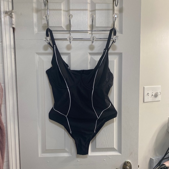 Pour Moi Underwired Swimsuit - Picture 1 of 6